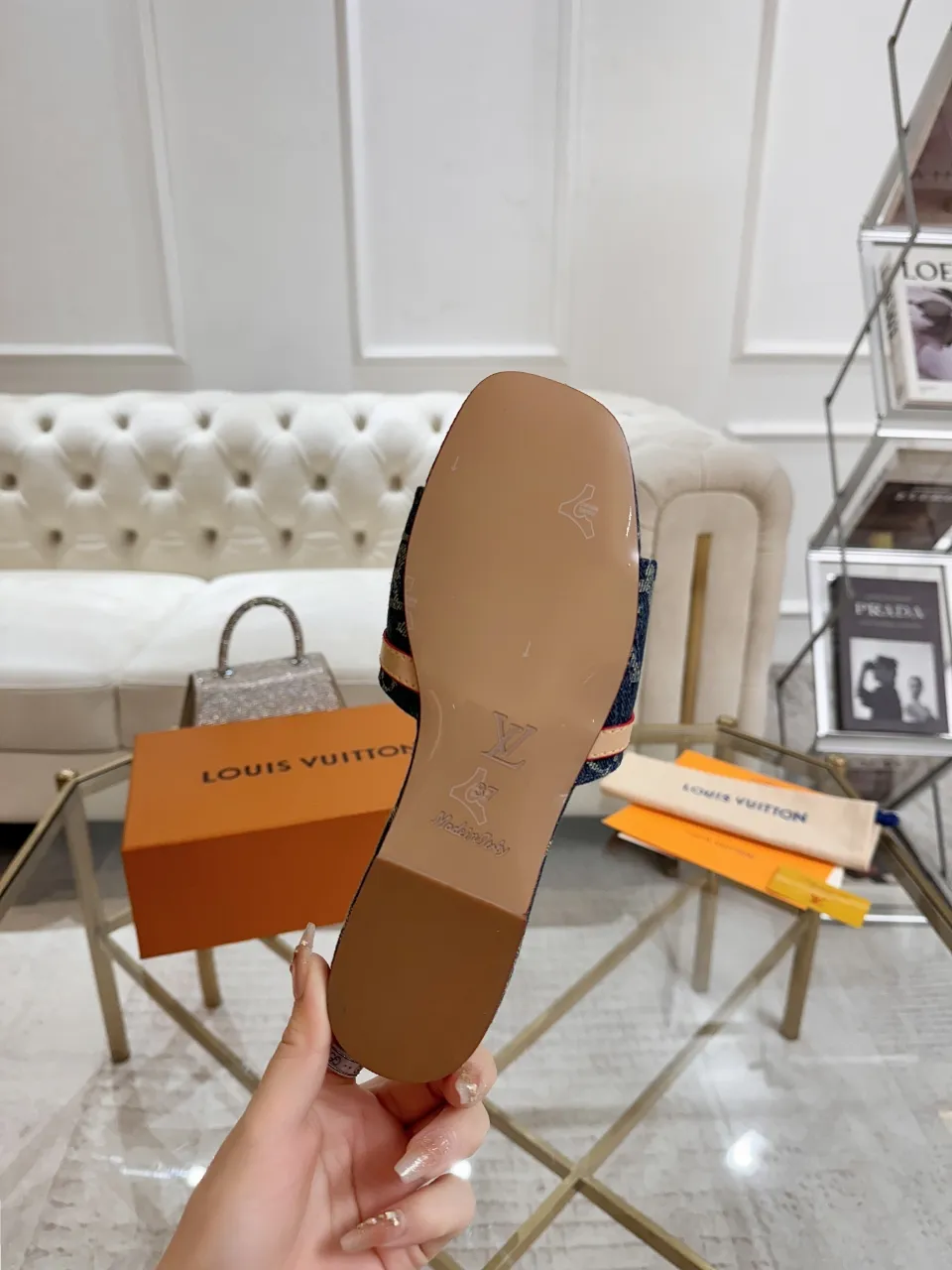 👟👟Ex-factory price 340👟👟 Genuine leather sole +40 Lv denim jacquard slippers, ex-factory price 70-43 Leather sole +40